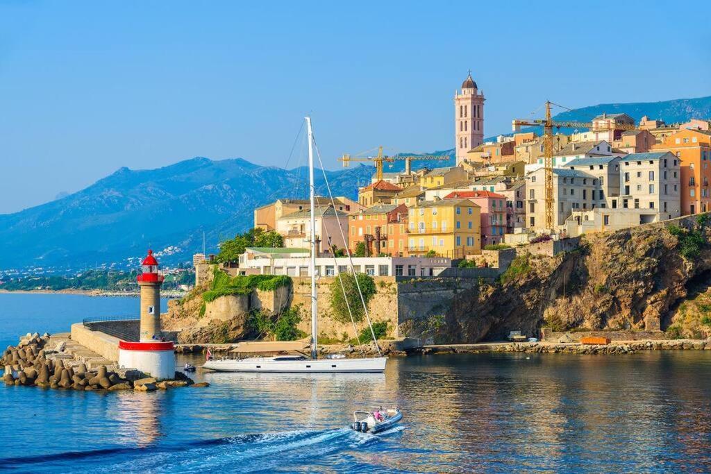 Appartement Vue Mer Avec Parking Gratuit Sur Place Bastia  Esterno foto