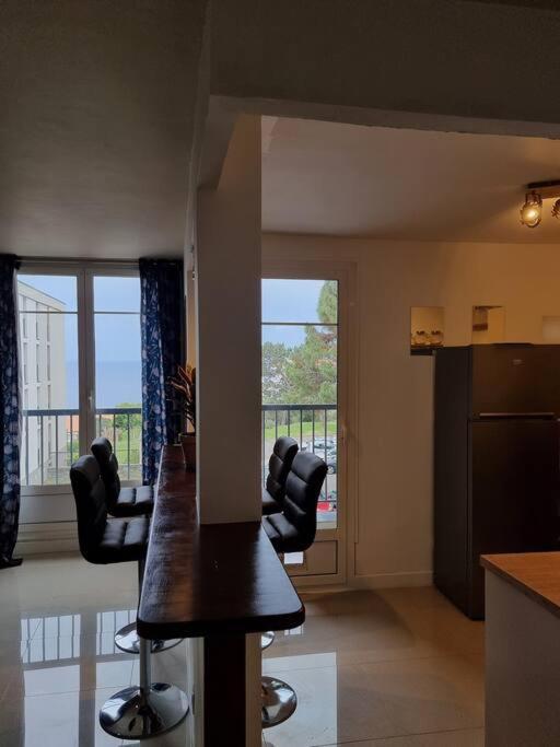 Appartement Vue Mer Avec Parking Gratuit Sur Place Bastia  Esterno foto