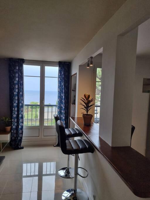 Appartement Vue Mer Avec Parking Gratuit Sur Place Bastia  Esterno foto